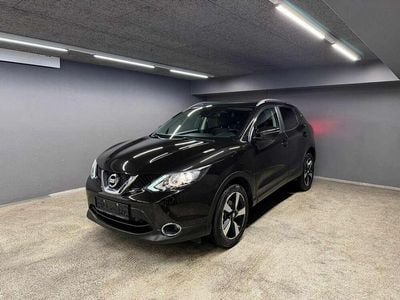 Gebraucht Nissan Qashqai N-Connecta 116 PS (85 kW) 2016 Schwarz SUV