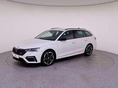 Weiss normal Gebraucht 2022 Skoda Octavia RS Kombi | € 29.990 (Fairer Preis)