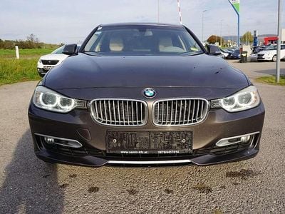 Braun Gebraucht 2012 BMW 318 Limousine | € 9.990 (Guter Preis)
