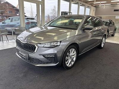 Gebraucht Skoda Scala Selection 95 PS (69 kW) 2024 Grau Kleinwagen