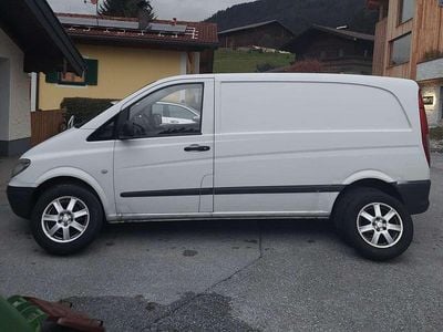 Gebraucht Mercedes Vito 116 PS (85 kW) 2010 Weiß Van