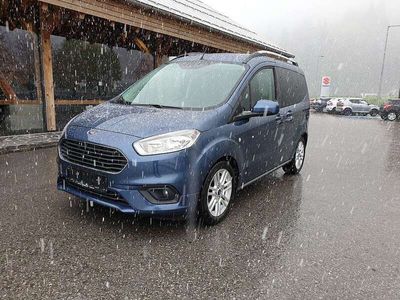 gebraucht Ford Tourneo Courier 1,0 EcoBoost Titanium