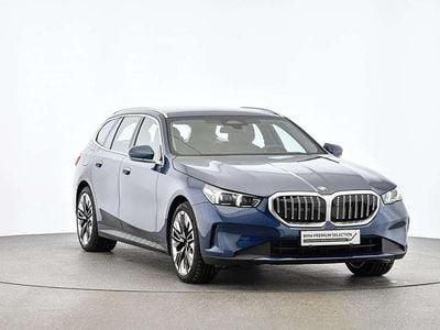 Phytonicblau Gebraucht 2024 BMW 520 Efficient Dynamics Kombi | € 62.800 (Fairer Preis)