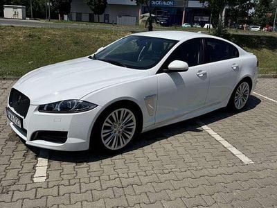 Gebraucht 2015 Jaguar XF Limousine | € 11.799