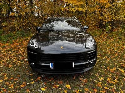 Porsche Macan S