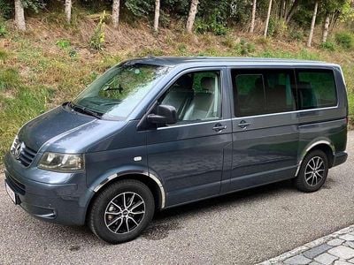 Grau Gebraucht 2005 VW T5 Van | € 14.999