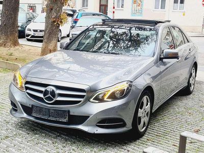 Grau Gebraucht 2014 Mercedes E200 Avantgarde Limousine | € 9.999 (Fairer Preis)