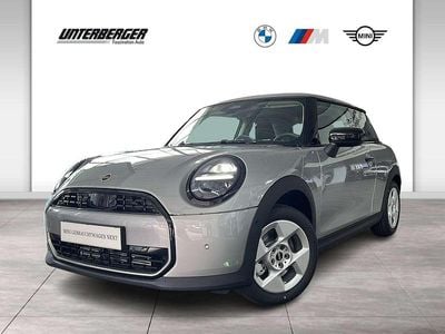 Silber Gebraucht 2024 Mini Cooper Essential Kleinwagen | € 25.500