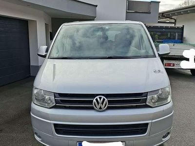Gebraucht VW T5 Comfortline 140 PS (102 kW) 2012 Silber Van