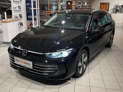 Schwarz metallic Gebraucht 2024 VW Passat Business Kombi | € 38.990
