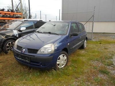 Gebraucht Renault Clio II 58 PS (42 kW) 2004 Limousine