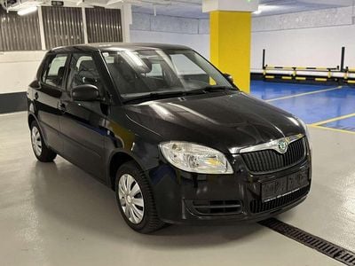 Gebraucht Skoda Fabia Ambiente 60 PS (44 kW) 2009 Schwarz Limousine
