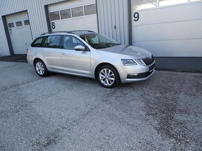 Silber Gebraucht 2020 Skoda Octavia Ambition Kombi | € 14.190 (Guter Preis)