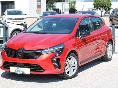 Rot Gebraucht 2025 Renault Clio V Evolution Limousine | € 16.790 (Fairer Preis)