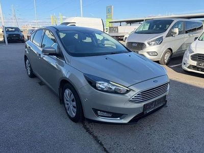 Gebraucht Ford Focus Titanium 101 PS (74 kW) 2017 Beige Limousine