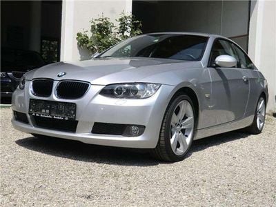 Silber metallic Gebraucht 2009 BMW 320 M Sport Coupé | € 16.890 (Teuer)
