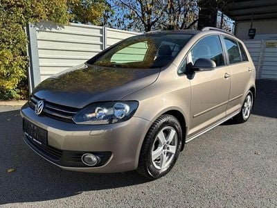 Braun Gebraucht 2013 VW Golf Limousine | € 5.990 (Guter Preis)