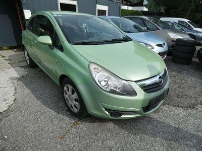 Grün Gebraucht 2010 Opel Corsa Limousine | € 1.300 (Superpreis)
