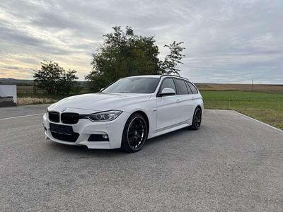 Weiß Gebraucht 2013 BMW 320 M Sport Kombi | € 14.900 (Fairer Preis)