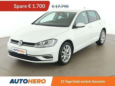 Weiß Gebraucht 2020 VW Golf VII Comfortline Kleinwagen | € 16.090 (Guter Preis)