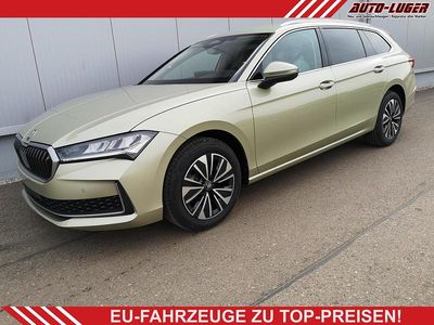 Neu Skoda Superb Selection 193 PS (141 kW) 2025 Ice tea yellow Kombi