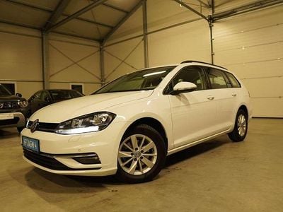 Weiß Gebraucht 2019 VW Golf VII Kombi | € 16.520 (Fairer Preis)