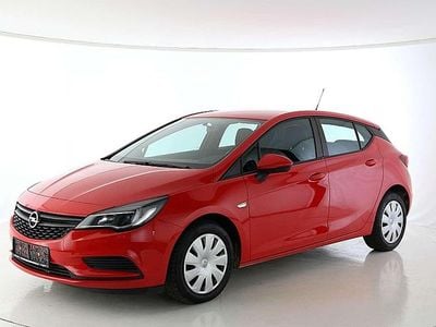 Rot Gebraucht 2017 Opel Astra Limousine | € 9.999 (Fairer Preis)