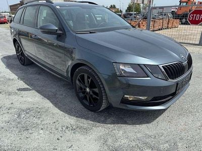 Grau Gebraucht 2020 Skoda Octavia Kombi | € 11.900 (Fairer Preis)