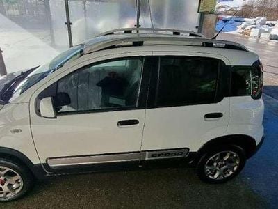 Weiß Gebraucht 2015 Fiat Panda Cross Cross Kleinwagen | € 7.000