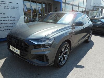 Daytona grau Gebraucht 2020 Audi Q8 S-Line SUV | € 91.800 (Teuer)