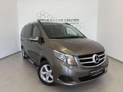 Grau Gebraucht 2015 Mercedes V220 Van / Kleinbus | € 35.990
