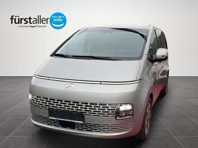 Silber Gebraucht 2022 Hyundai Staria Trend Van / Kleinbus | € 49.900