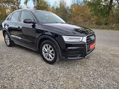Schwarz Gebraucht 2015 Audi Q3 SUV | € 15.490 (Fairer Preis)