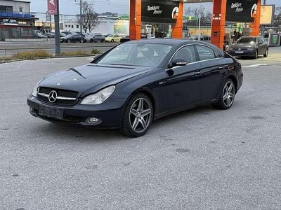 Blau Gebraucht 2005 Mercedes CLS350 Coupé | € 2.490