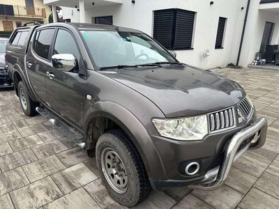 Braun Gebraucht 2010 Mitsubishi L200 Abholung | € 10.999