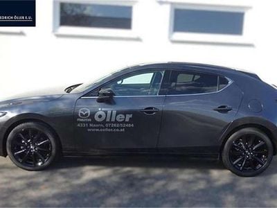 Schwarz Neu 2025 Mazda 3 Homura-Line Limousine | € 25.600 (Fairer Preis)