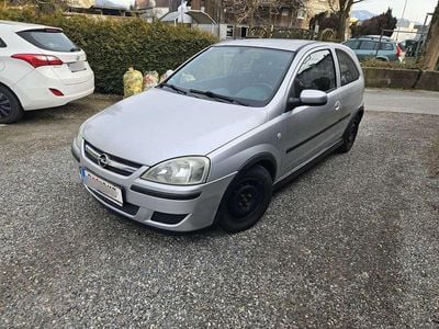 Silber Gebraucht 2002 Opel Corsa Sport Limousine | € 3.290 (Fairer Preis)