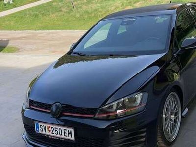 VW Golf VII