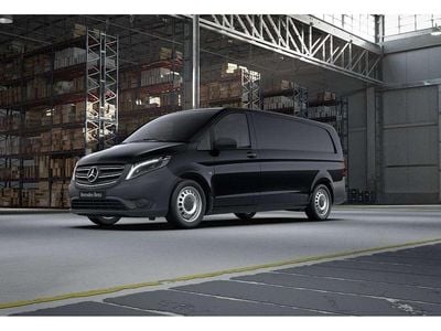 Schwarz Gebraucht 2024 Mercedes Vito Van | € 51.588 (Etwas zu teuer)