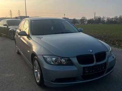 gebraucht BMW 320 320 i