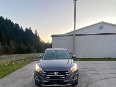 Gebraucht Hyundai Tucson Style 136 PS (100 kW) 2016 Grau SUV