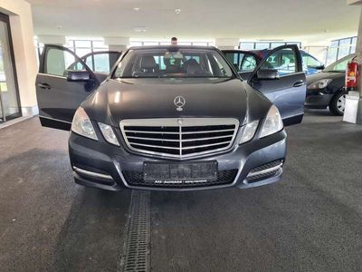 gebraucht Mercedes E220 Avantgarde BlueEfficiency CDI Aut.