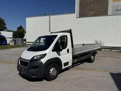 Weiß Gebraucht 2016 Peugeot Boxer Van | € 11.000