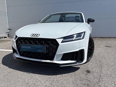 Weiss metallic Gebraucht 2022 Audi TT Roadster Premium Cabrio | € 44.500