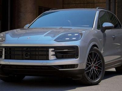 Silber Gebraucht 2024 Porsche Cayenne S E-Hybrid SUV | € 106.900