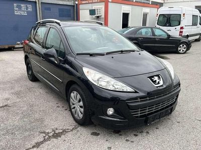 Gebraucht Peugeot 207 95 PS (69 kW) 2013 Schwarz Kombi