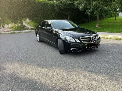 Mercedes E200