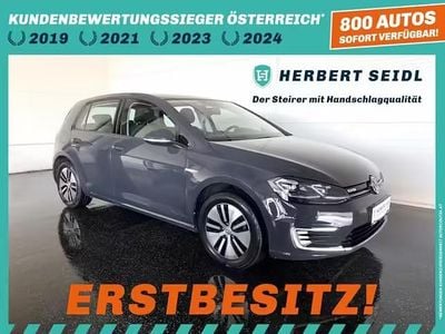 Gebraucht VW Golf 100 kW (136 PS) 2021 Uranograu Limousine