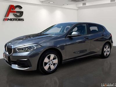 Grau Gebraucht 2021 BMW 118 Kleinwagen | € 24.900 (Fairer Preis)