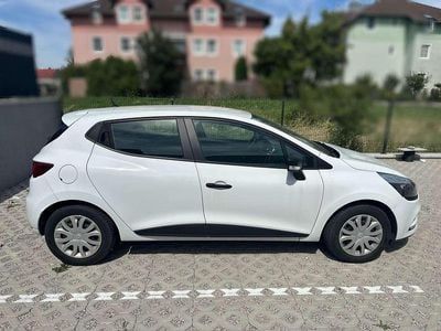 Weiß Gebraucht 2019 Renault Clio IV Life Limousine | € 8.600 (Fairer Preis)